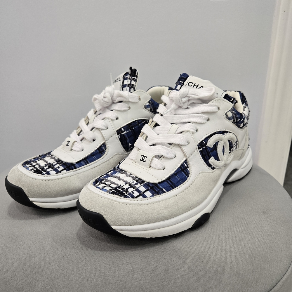 CHANEL White and Navy Tweed Athletic Sneakers - Picture 4 of 7